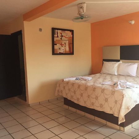 Hotel Jireh Bacalar Buitenkant foto